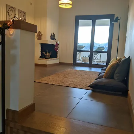 Spacious Family With Outdoor Cinema & Sea View Vila